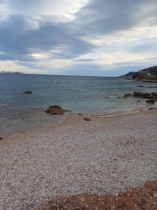 Apartment Seaside 2bd Varkiza